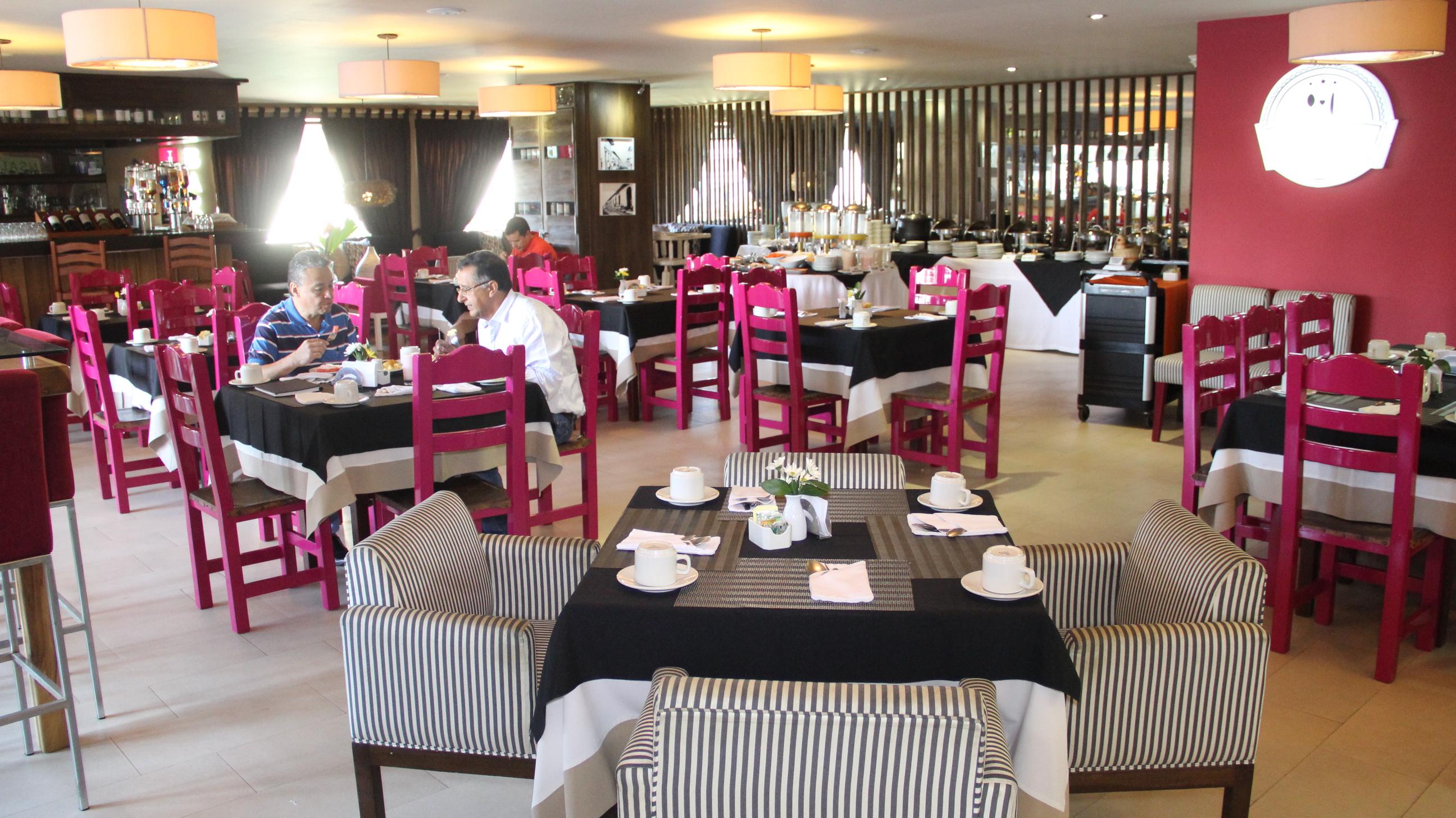 בוקארמנגה Hotel Ciudad Bonita מראה חיצוני תמונה