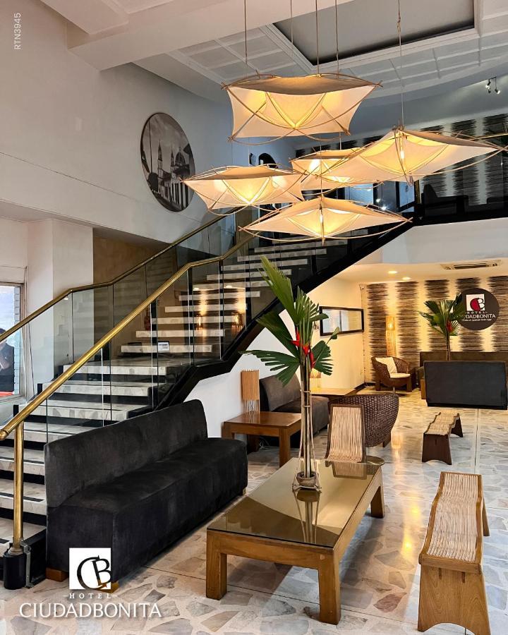 בוקארמנגה Hotel Ciudad Bonita מראה חיצוני תמונה